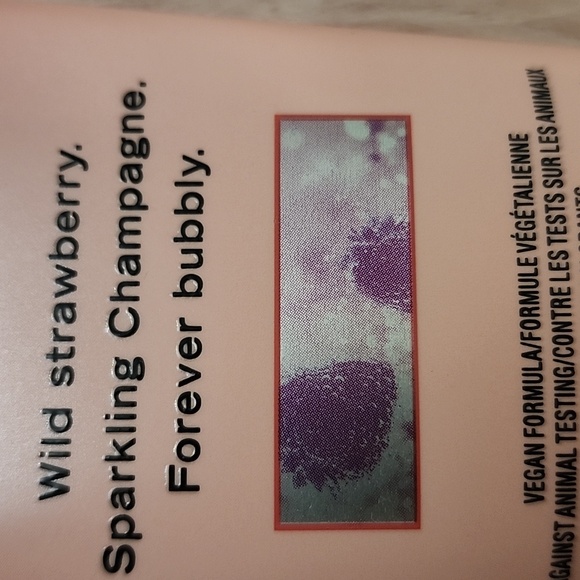 Brand New Victoria's Secret Fragrance Lotion - Picture 4 of 4